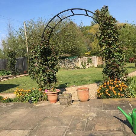 Little Orchard Cottage Canterbury Bagian luar foto